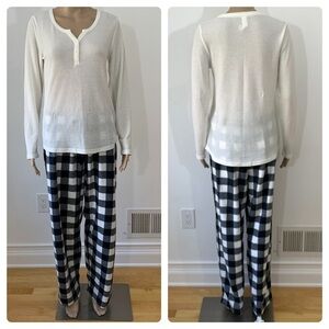 New Cozy 2 Piece Pajama Set PJs Plaid